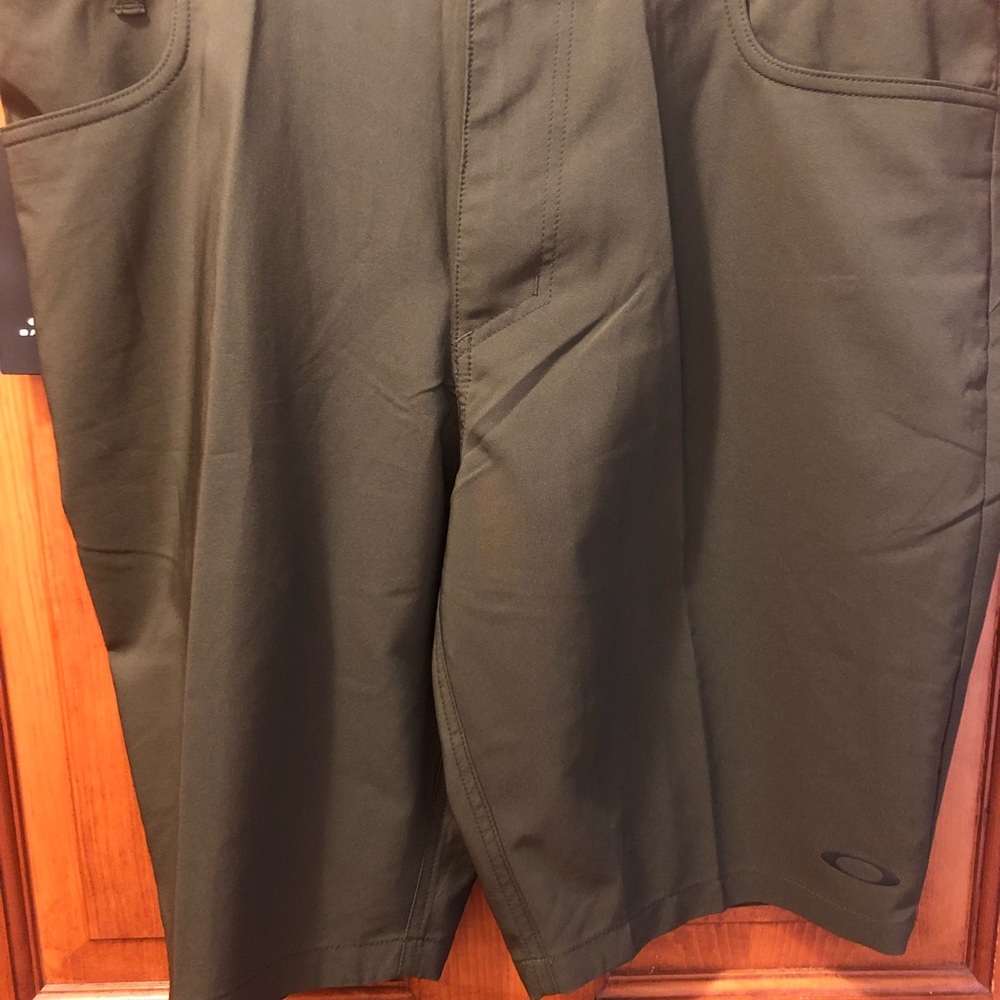 Men’s Oakley Shorts 🏌️⛳️